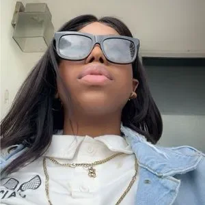? - New Authentic Gucci Grey Rectangular Sunglasses GG0158SN 001 Gucci Gg0158sn M 001 Square Sunglasses In Grey | ModeSens main image 4